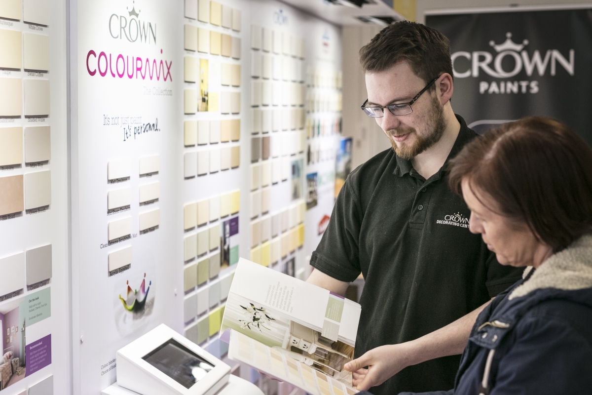 Crown Paints Officially Open Its New Portlaoise Shop This Weekend