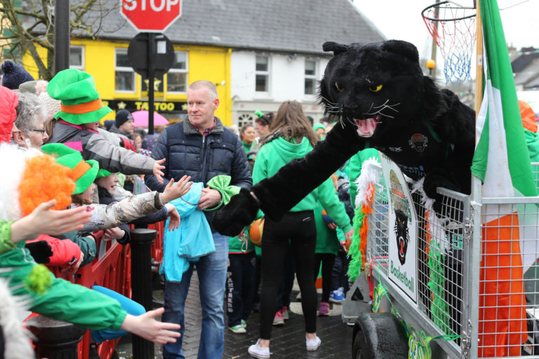 Weather fails to dampen the spirits at Portlaoise parade as these class