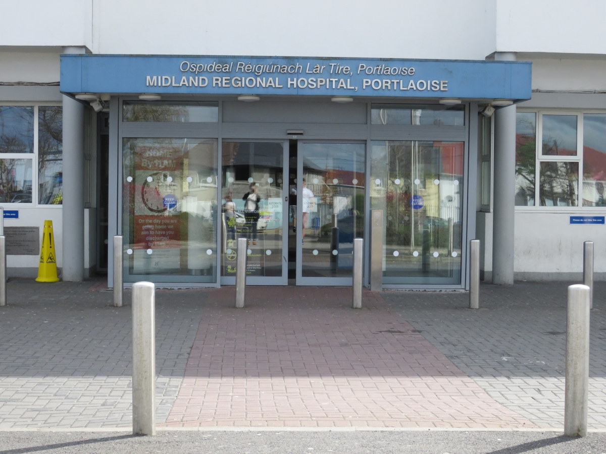 LIVE BLOG: We’re at the emergency public meeting in relation to Portlaoise Hospital