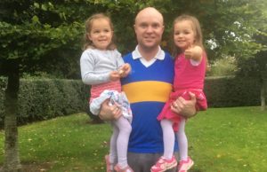 O Dempseys manager Ross Behan getting ready for the final with my twin girls Sophie and Isabelle Behan