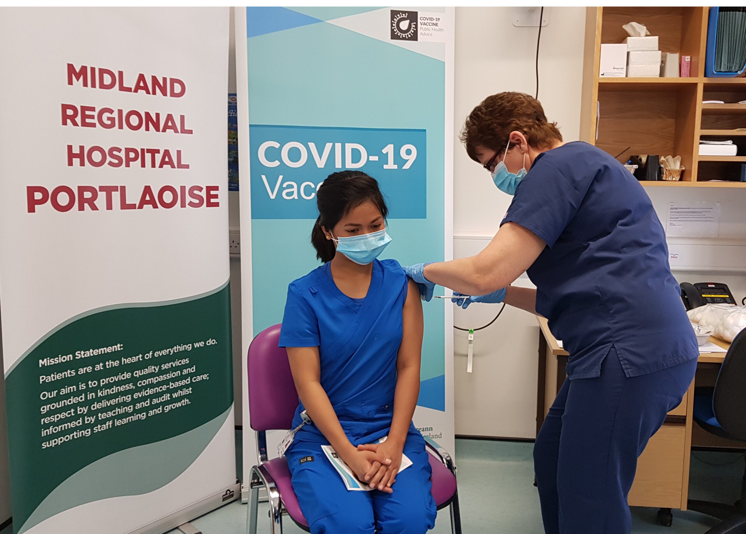 HSE invites people aged 55 and over for their next COVID-19 booster vaccine