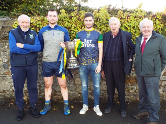 Eugene Fennelly of Abbeyleix, Ballypickas players of the past Tom Cahill and PJ Cahill with captains Alan Lynch and Willie McDonald
