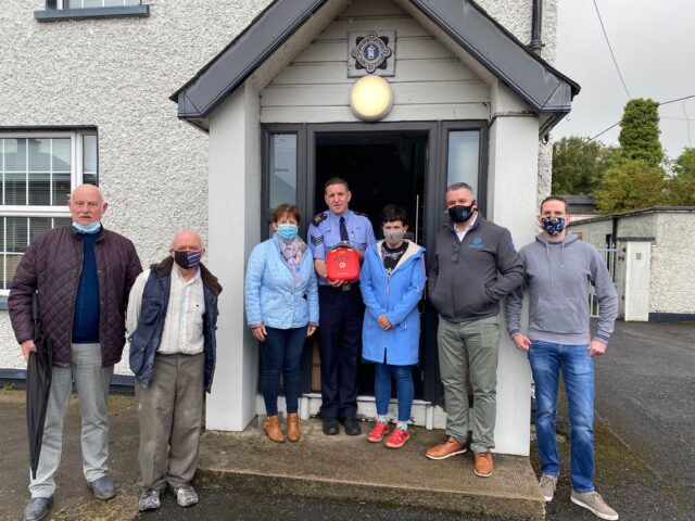 Mountmellick Garda Station Defibrillator (1)