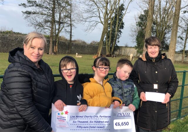 Live Crib Cheque 2 Linda Murray, (Midlands Down Syndrome), Daniel Luttrell, Leah Murray, Fergus Mulhall and Orla Mahon, (principal Kolbe School)