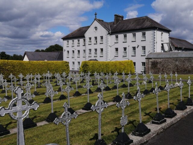 de la salle brothers cemetry