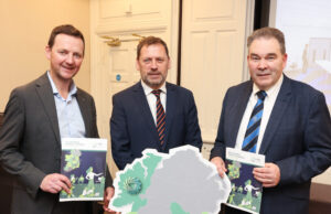 Joe Cunningham, Chief Executive of Laois and Offaly ETB, Offaly County Councillor Robert McDermott and Barry Cowen, Fianna Fáil TD.