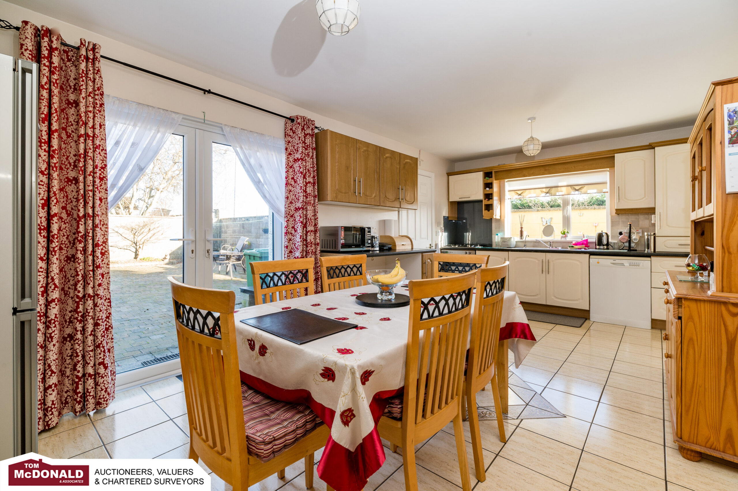 Kitchen dining area in 31 Shandra Woods