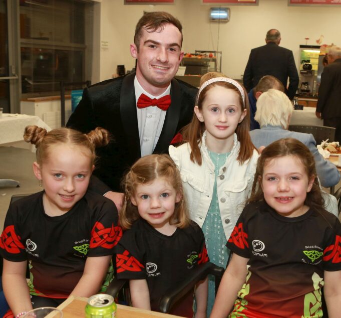 In Pictures: World Champion Irish dancer Ronan honoured at civic